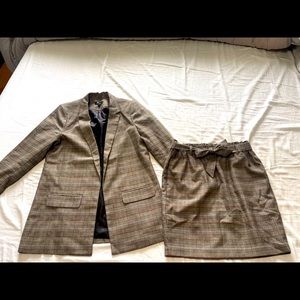 Reitmans Purple Black And White Plaid Blazer and Skirt Set Sz 12